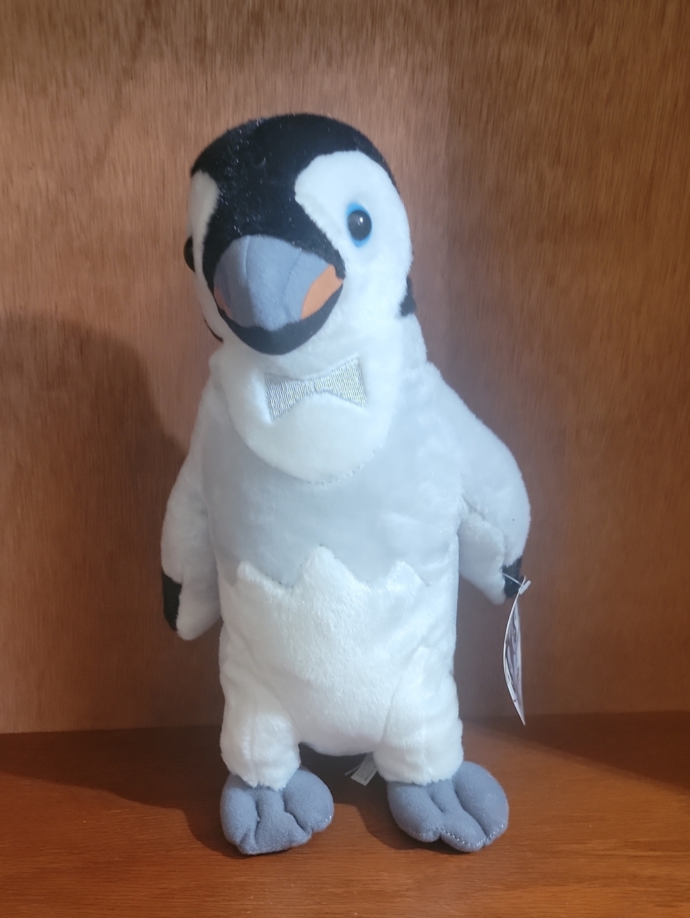 Warner Bros. Grey & White Penguin (Happy Feet Two)  Plush Toy with Black Accents